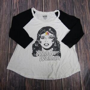 True Vintage‎ Wonder Woman Shirt Womens 2 White Black Raglan 3/4 Sleeve Tee